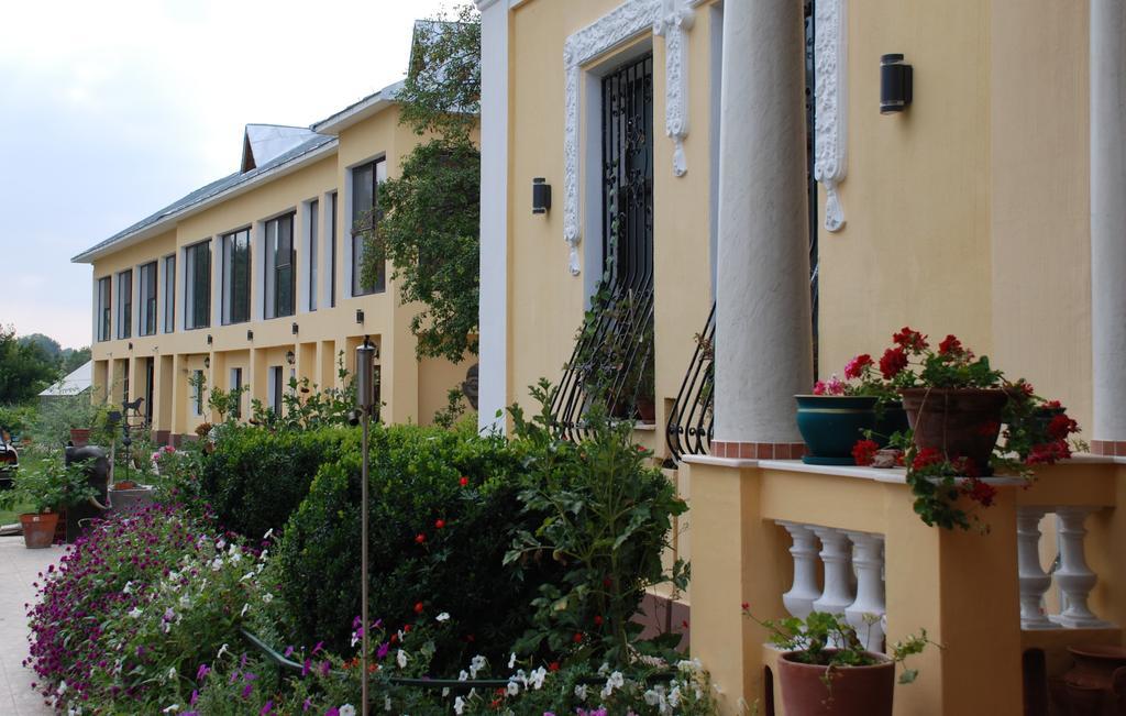 Villa Giulia Islaz Exterior foto