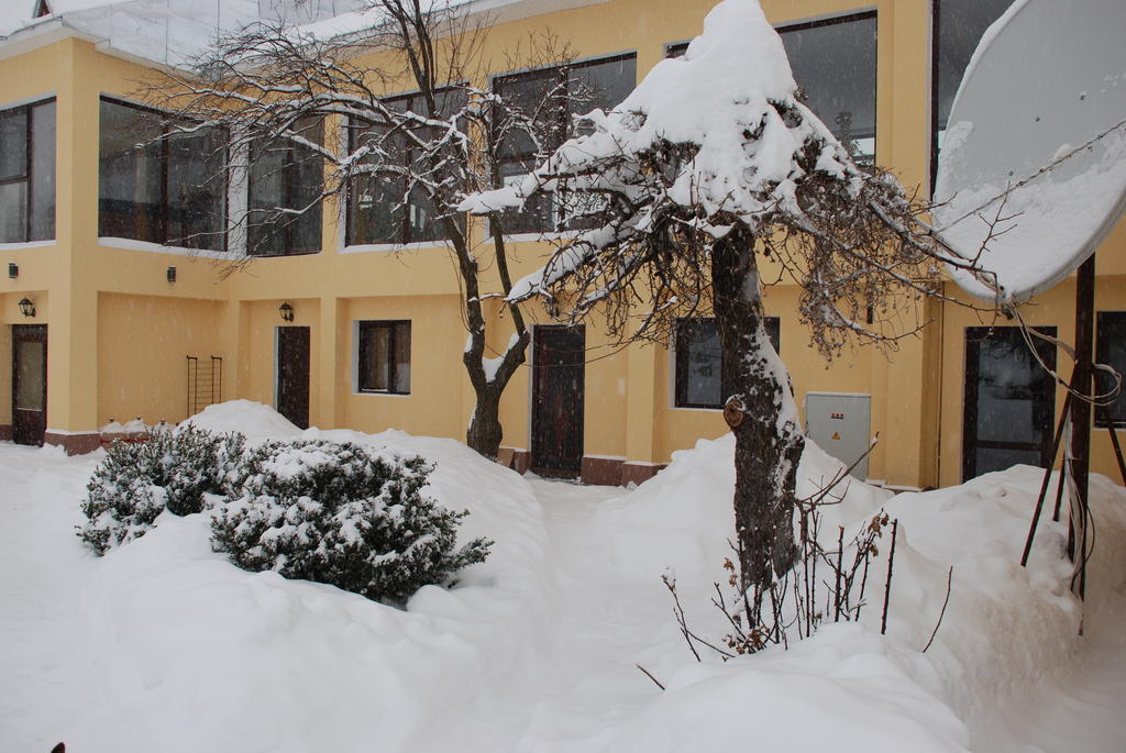 Villa Giulia Islaz Exterior foto